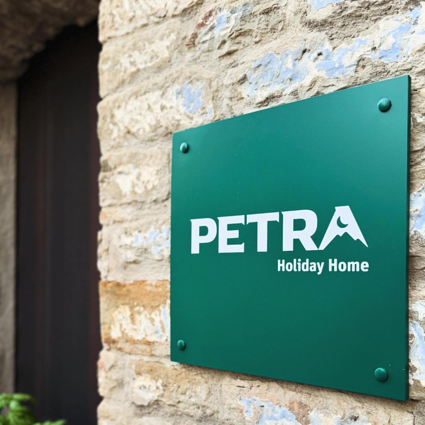 Petra Holiday Home Pietrapertosa Exteriér fotografie